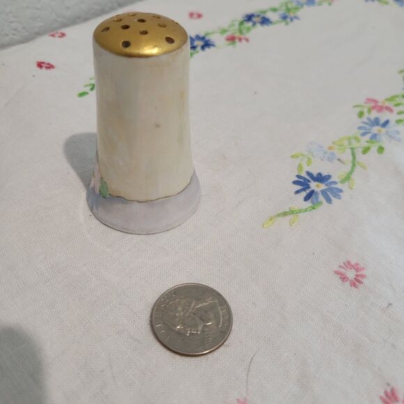 Vintage Hand Painted Porcelain 2.5" Floral Shaker Hat Pin Holder Floral Design - Picture 3 of 12